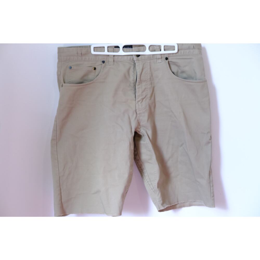 Nike SB Stretch 5-Pocket Shorts Khaki Tan Size 36